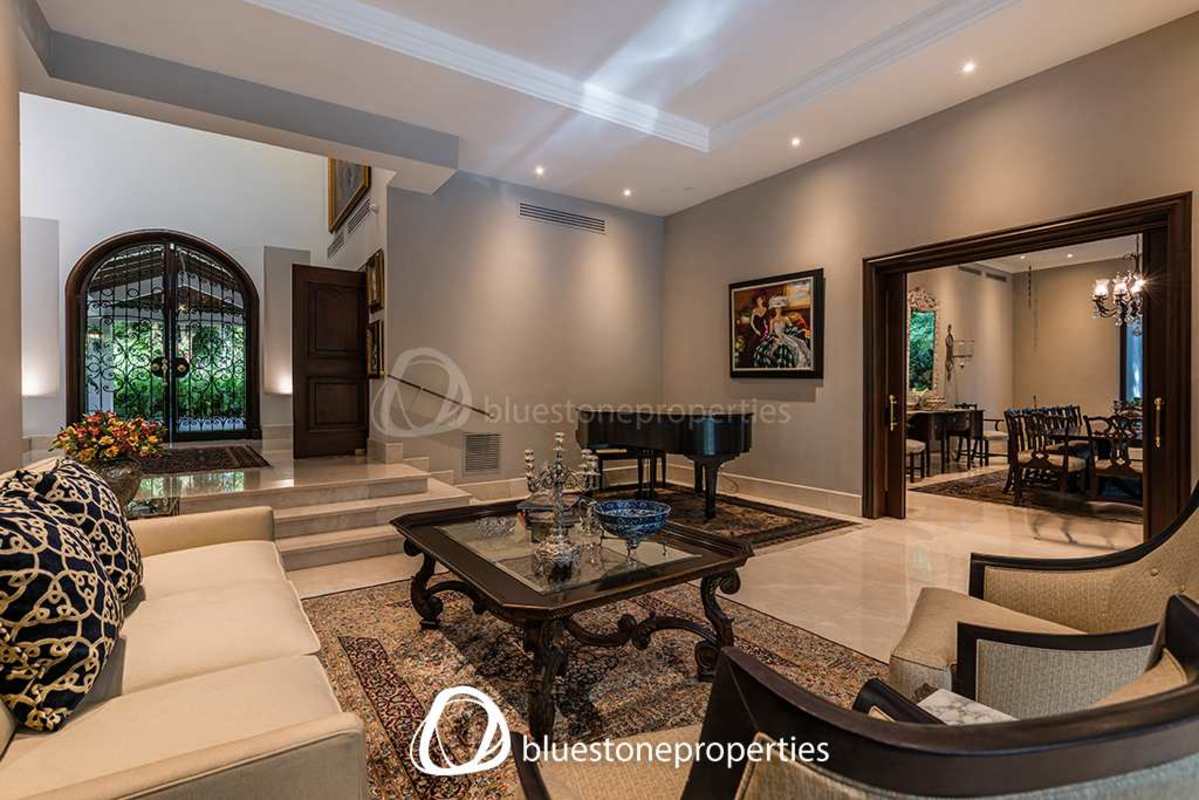 Mansion in Altos del Golf 10BR Pool Garden Luxury