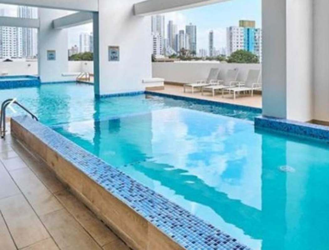 Infinity swimming pool with city skyline view PH Carrasquilla Panama City