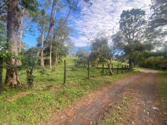 Cleared and fenced acreage with scenic mountain views in Volcán Tierras Altas Panama