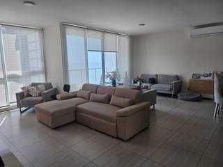 Apartment for Rent in Costa del Este - 4 bedrooms