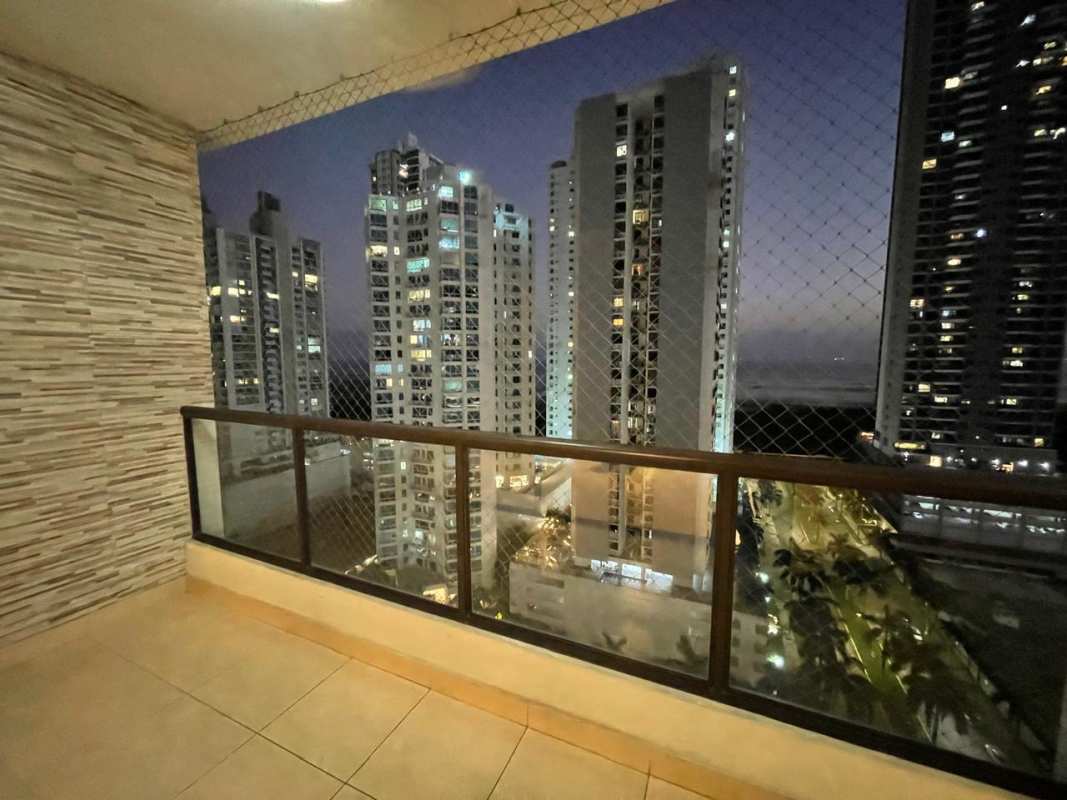 Furnished 3BR Apartment Ocean View at PH Parque del Mar Costa del Este