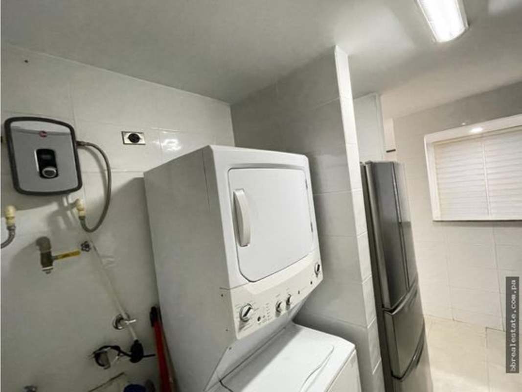 Modern bathroom with glass shower enclosure granite countertop PH Belview Tower Panama