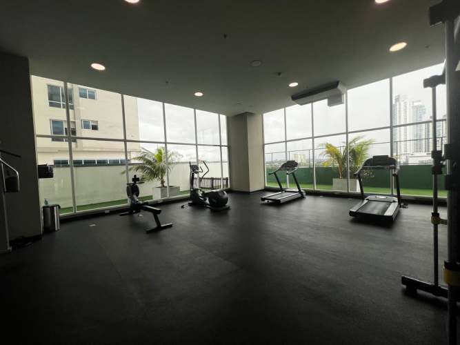 Infinity swimming pool overlooking Pacific ocean in PH Riverside Costa del Este Panama City