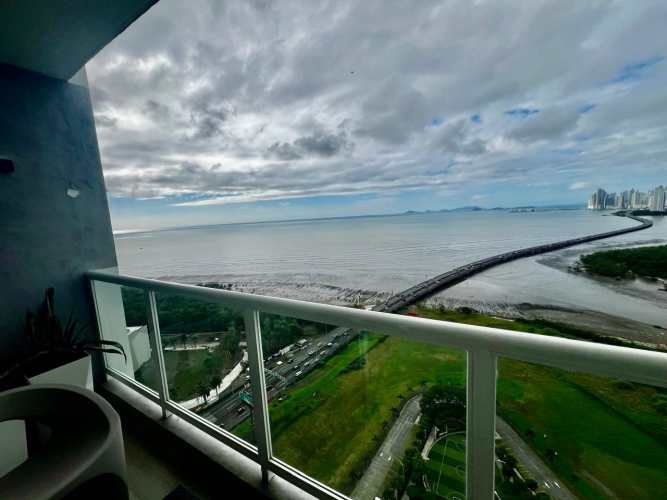 Elegant dining area with large windows featuring ocean panorama in PH Riverside Costa del Este Panama