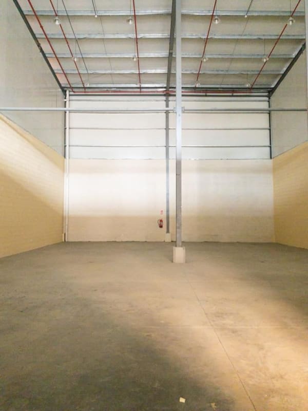 Industrial Warehouse for Rent Tocumen 460m² High Ceiling Parking