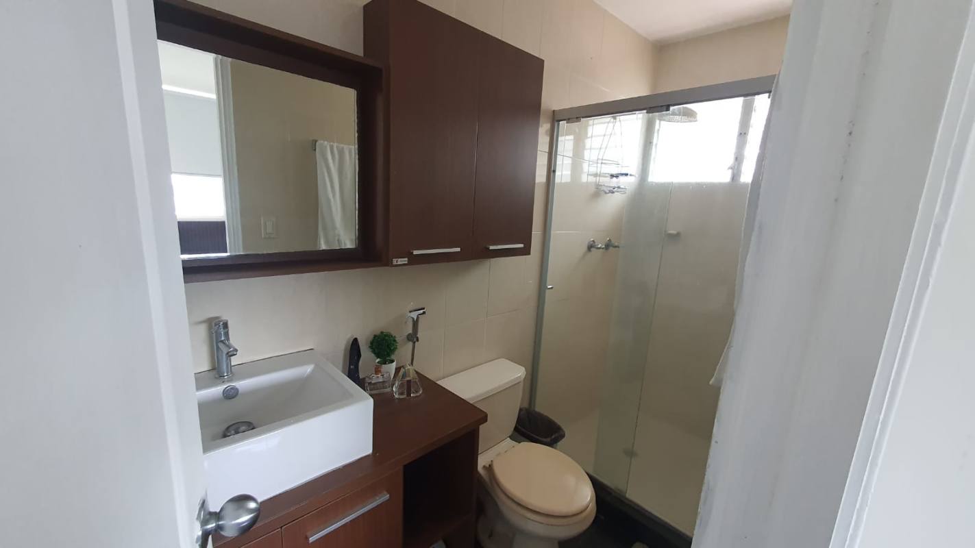 2BR Apartment with Balcony Pool PH Majestic Garden Edison Park