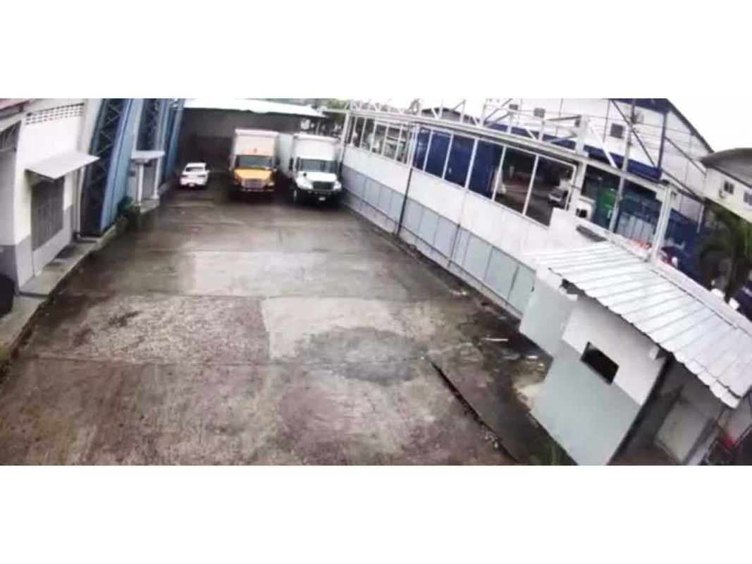 Large outdoor parking and loading area in industrial warehouse Rio Abajo Panama