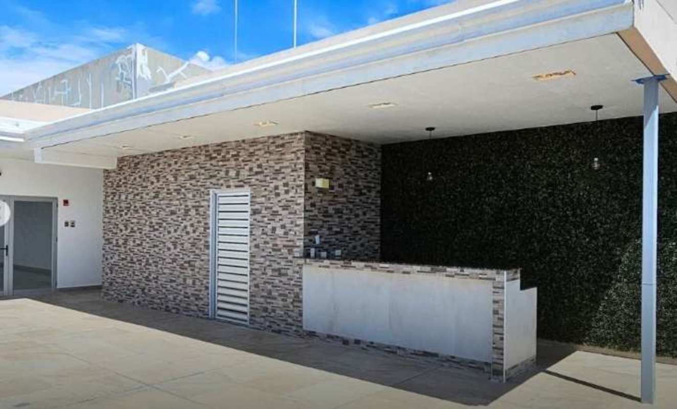 Covered outdoor terrace patio with bar area PH Casa Gálvez Panama