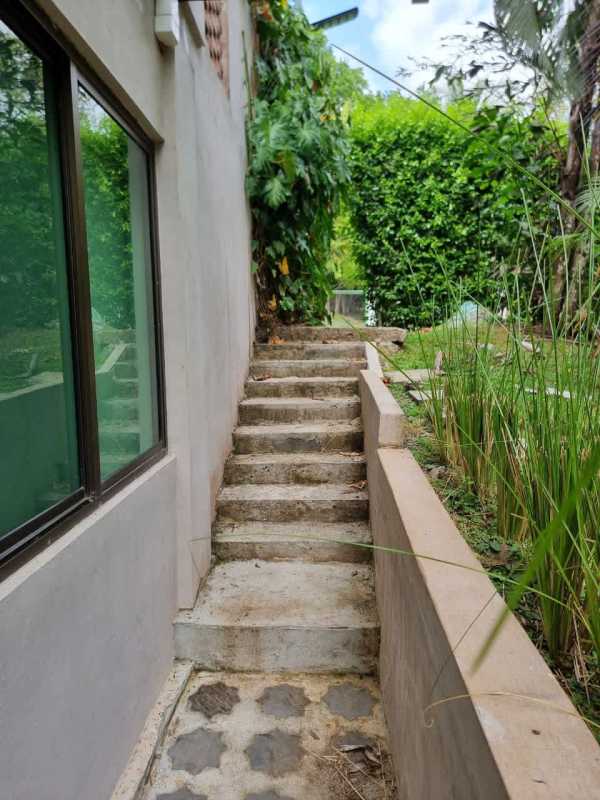 Concrete steps and garden plants at PH Clayton Park Clayton Panama