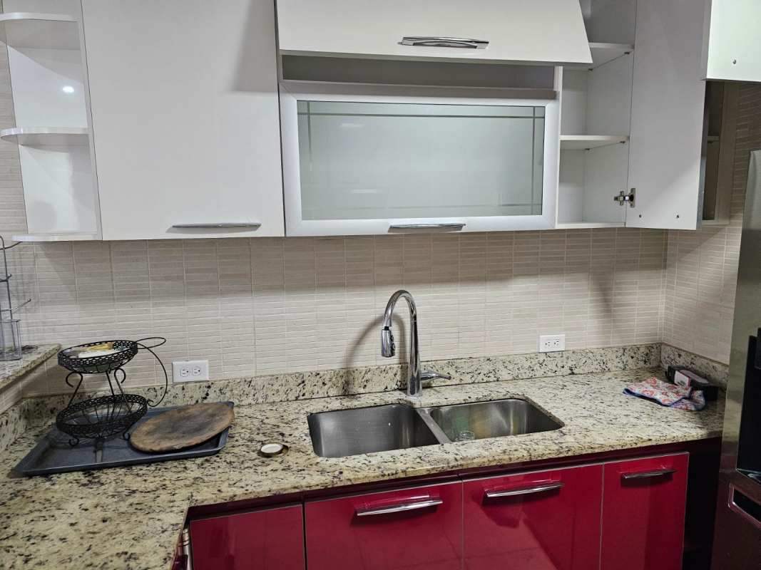 Bedroom with city view, built-in closet, tile flooring in PH Ecco Tower Panama City