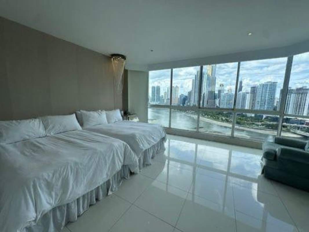 Children's indoor play area with bright decor in PH Peninsula Punta Paitilla Panama