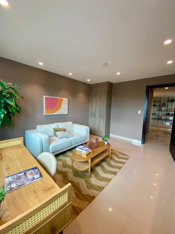 Second bedroom with window Obarrio view at PH Lemon Tower apartment Panama City