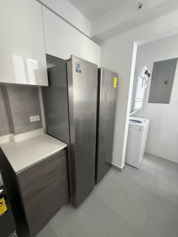 Bright bedroom with air conditioning and closet PH Park Square Carrasquilla Panama