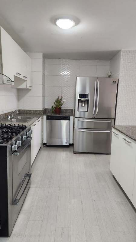 Modern bathroom glass shower tile walls in Imperial Towers Condado del Rey furnished rental Panama