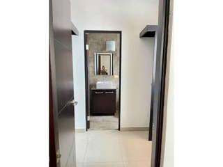 Apartment for Sale in San Francisco - 3 bedrooms