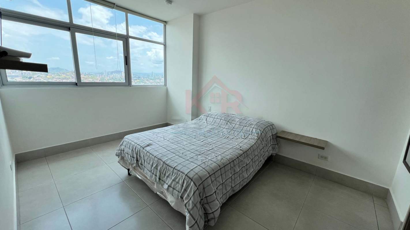 Bedroom with split AC, closet, city view window in Vivendi Green Edison Park Panama City