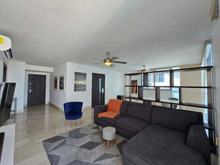 Apartment for Sale in San Francisco - 3 bedrooms