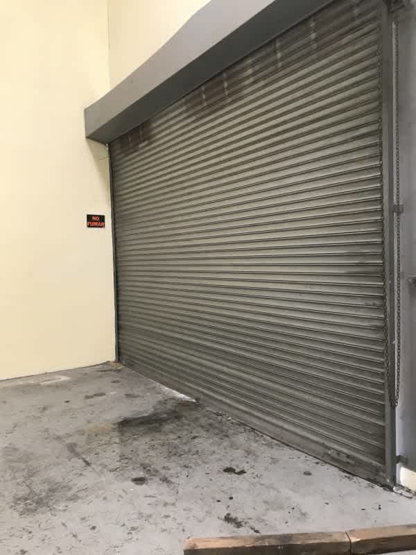 Warehouse for Rent in Parque Lefevre 460m² with Offices & Loading Dock