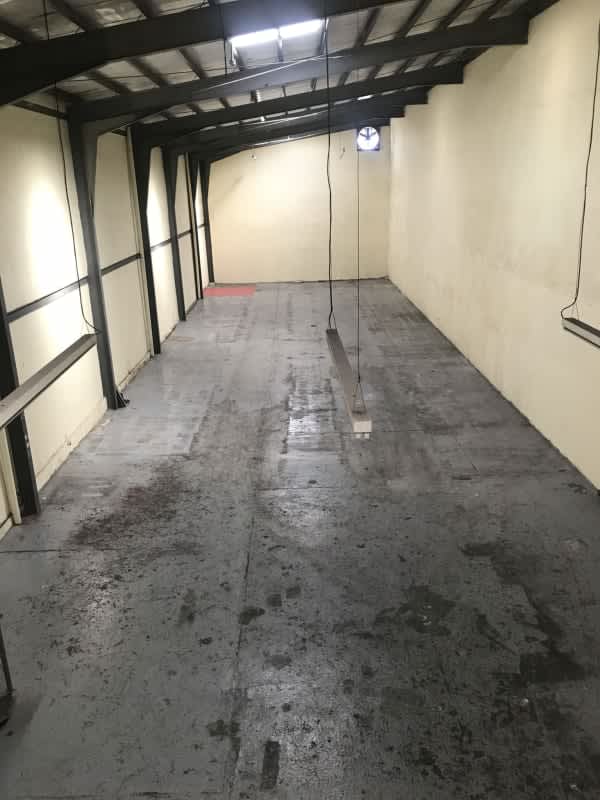 Vacant commercial industrial space with 7-meter ceiling in Parque Lefevre Panama for rent