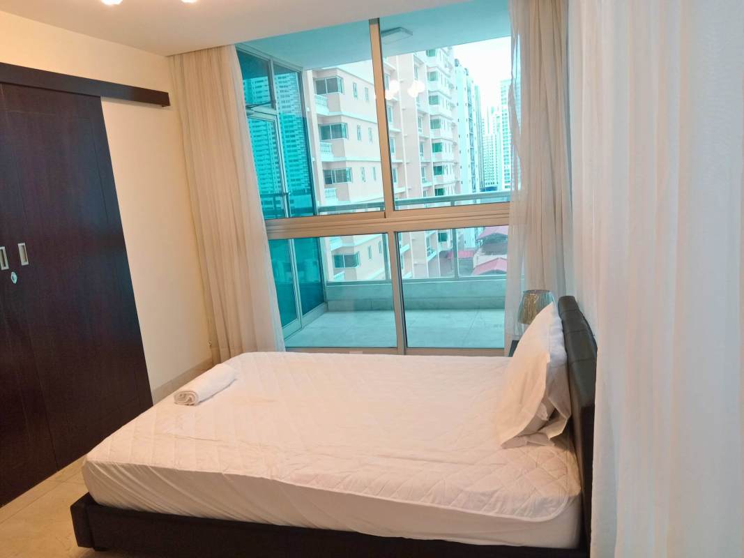 Rooftop terrace and zen garden with skyline view PH Villa del Mar Panama