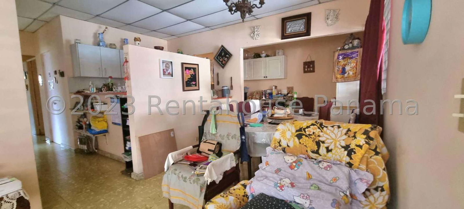 Spacious bedroom in single family Panama house for sale Juan Díaz