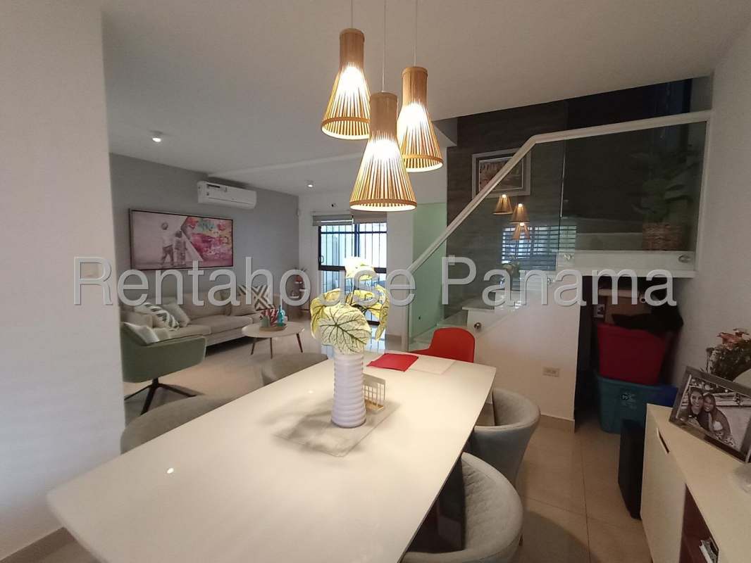 3BR House with Garden in Gated Villa Zaita Community