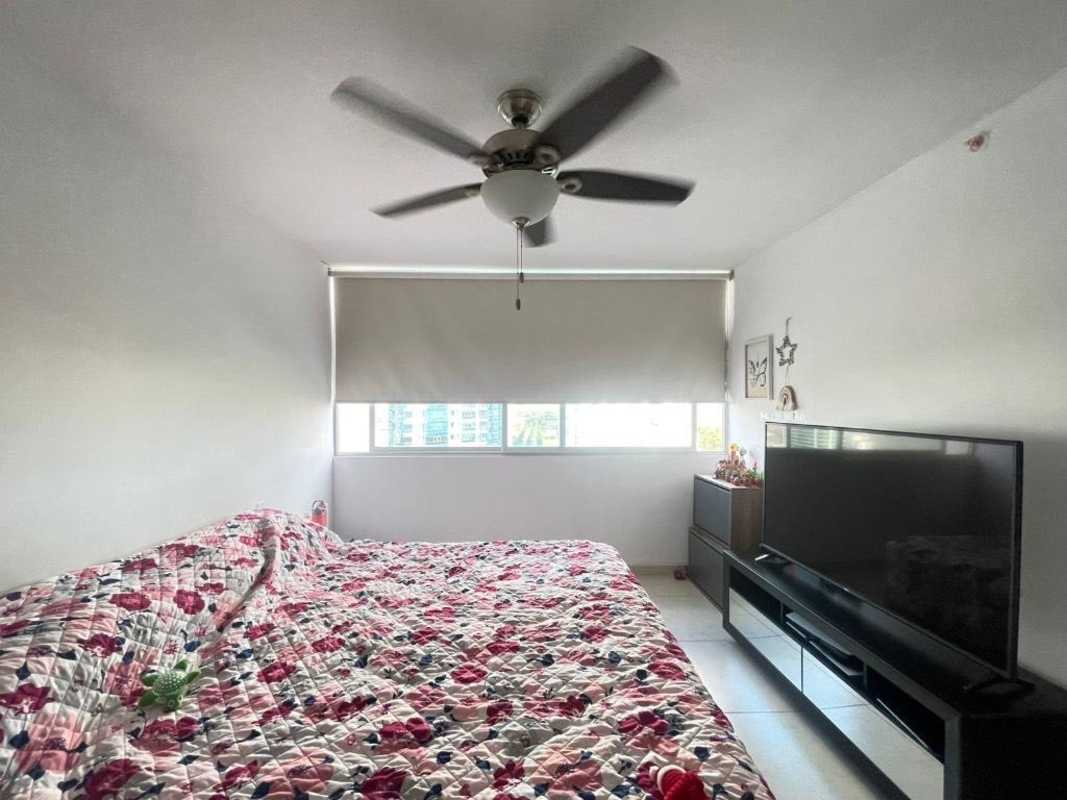 Second bedroom with city view window, closet space, PH Lumiere Costa del Este Panama City