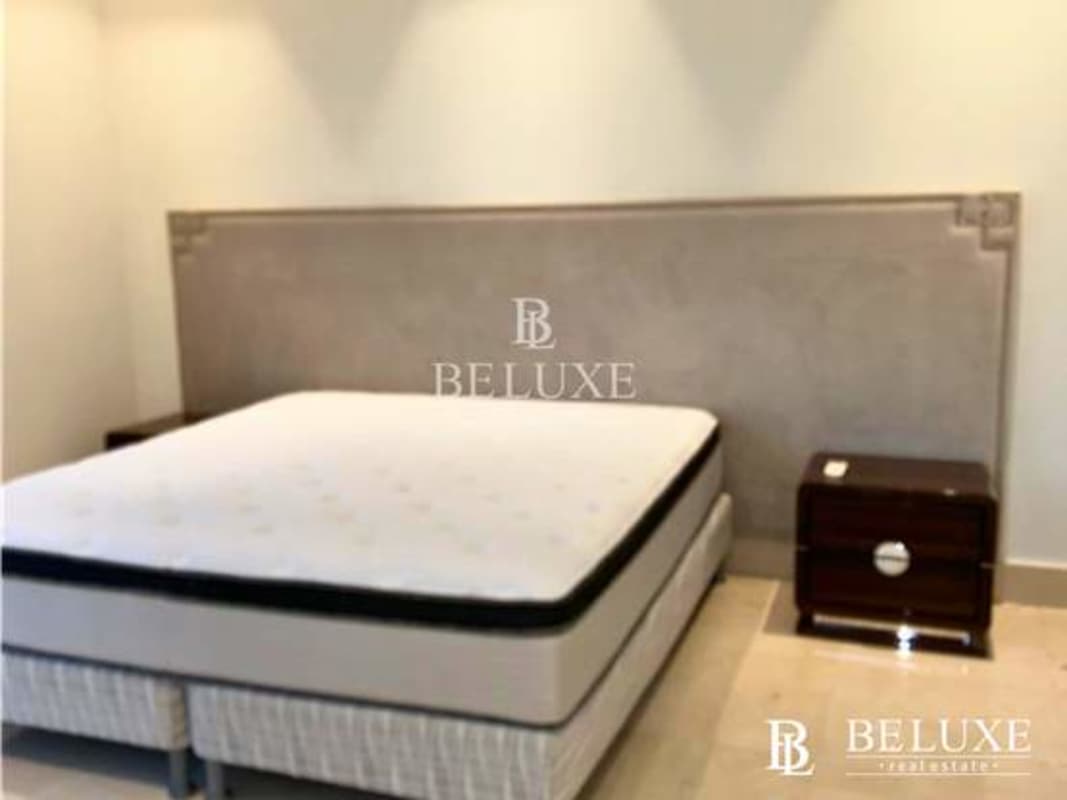 Fully equipped designer kitchen with modern cabinetry granite countertops PH Garden Ocean Reef Panama City