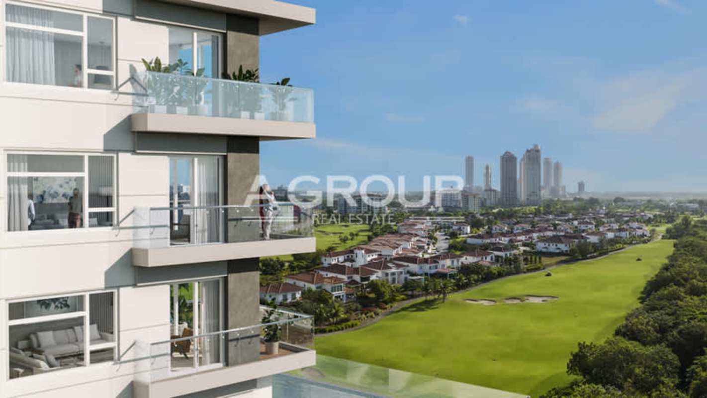 Rooftop infinity pool lounge skyline Panama City PH Celeste Santa Maria