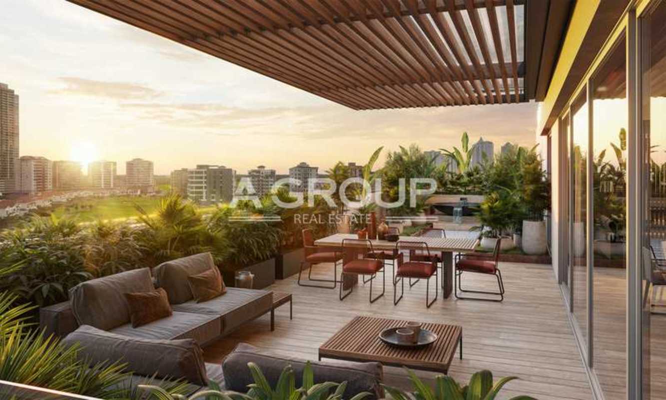 Luxury lobby with high ceilings and modern design in PH Guayacán Santa María Panama