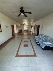 House for Sale in Penonomé - 3 bedrooms