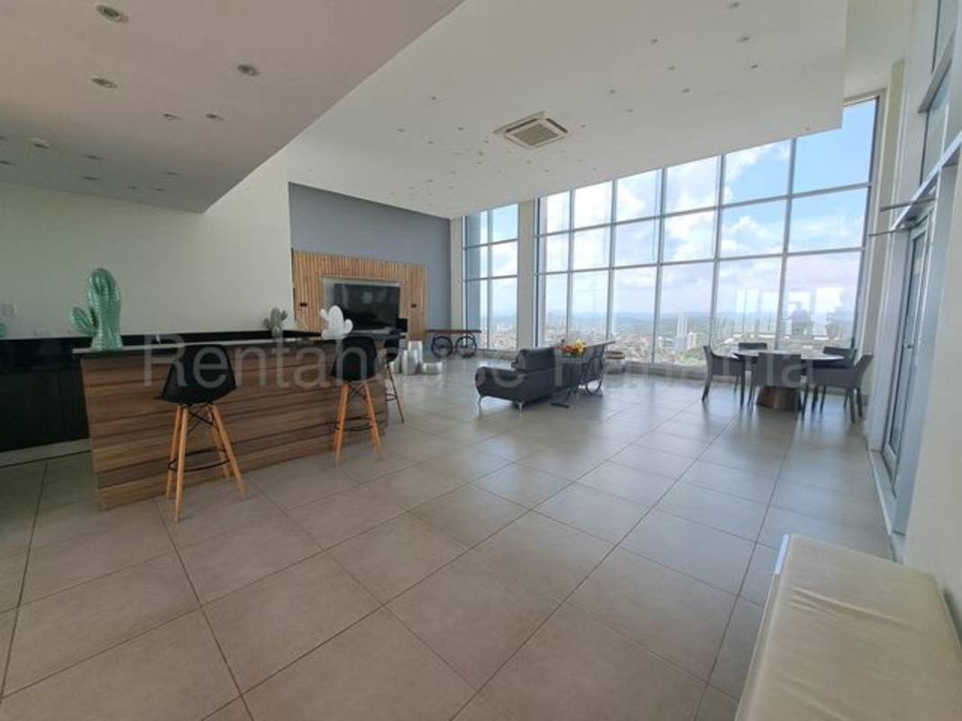 Fitness center fully equipped gym amenity in PH Sky Point Towers available for tenants Betania Panama