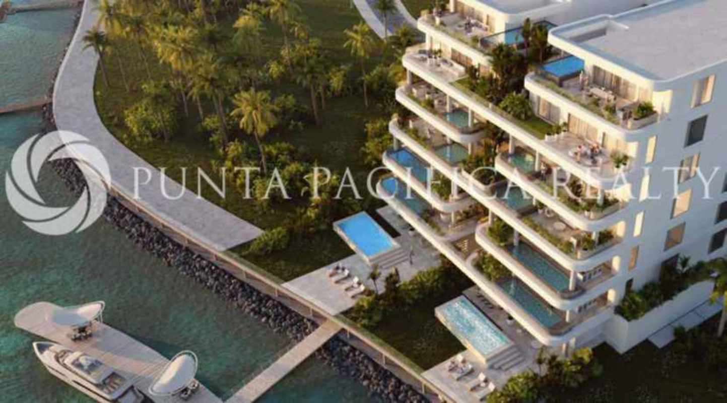 Luxury waterfront condos with private pools, yacht marina and tropical landscaping on Ocean Reef Islands Panama City