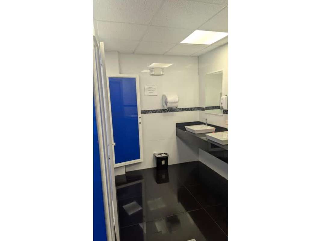 Spacious retail or office interior commercial space in Bella Vista Plaza Via España Panama