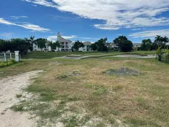 Open grass lot overlooking Bijao golf course ready to build home Panama