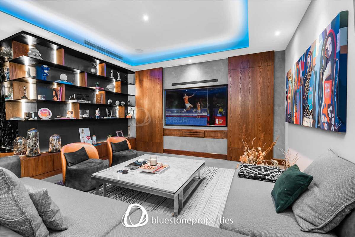 Large master bedroom with balcony golf course view walk-in closet luxury bath Santa Maria Panama