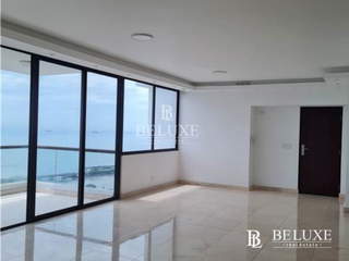 Apartment for Rent in San Francisco - 3 bedrooms