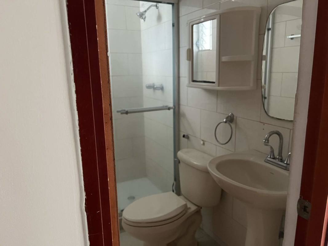 3BR High Floor Apartment for Rent in Central Park Tower Tribeca