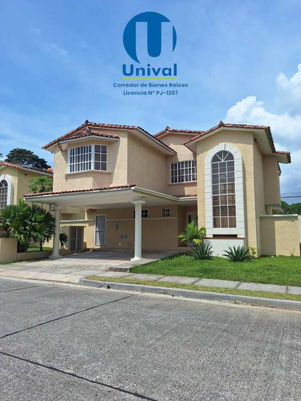 Remodeled 3BR House Gated Albrook Gardens Panama