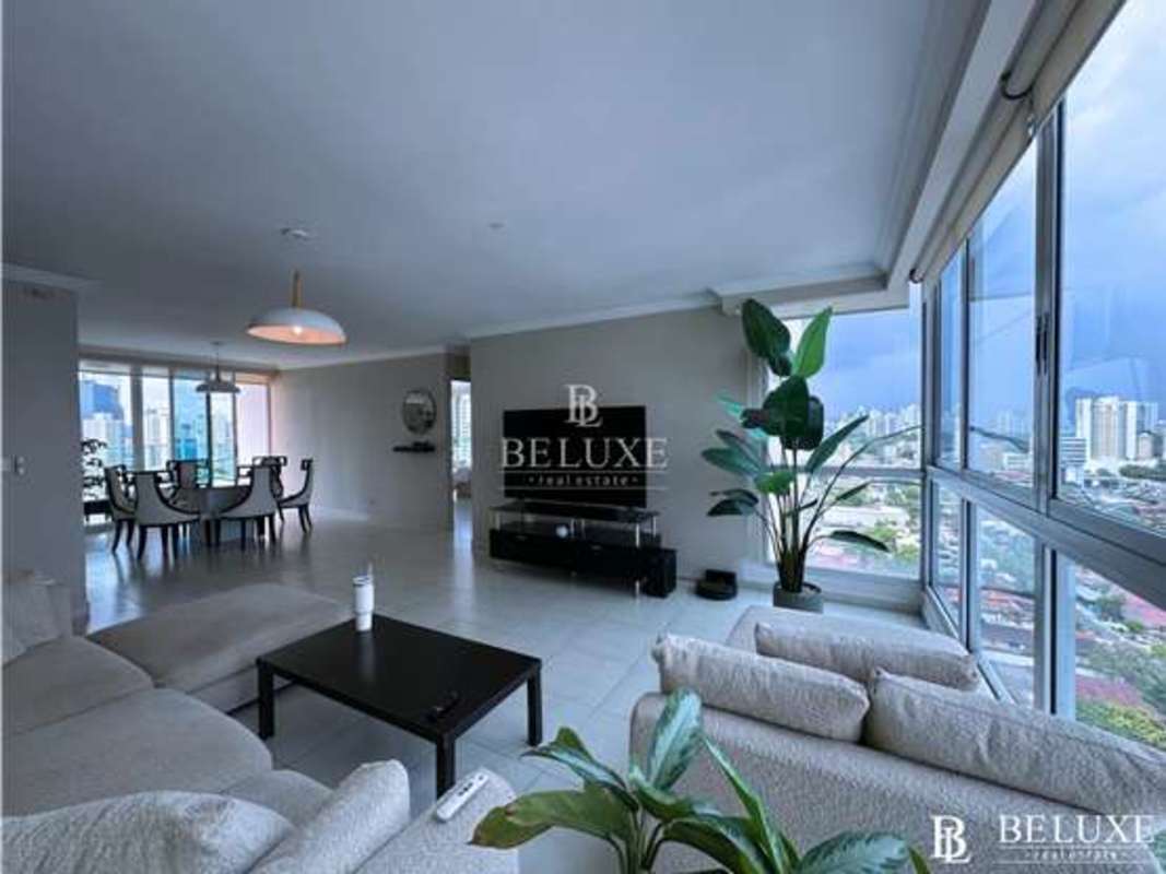 Modern kitchen with granite countertops and cabinetry in PH Marina Plaza Panama furnished