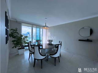 Apartment for Sale in San Francisco - 2 bedrooms