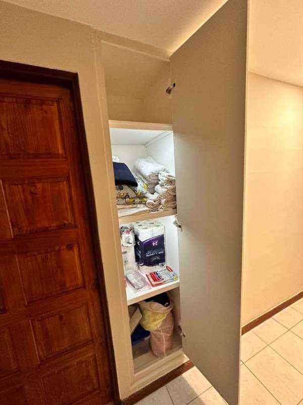 Built-in closet with shelves ample storage PH Albrook Park Tower 3 Albrook Panama