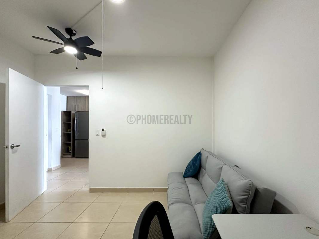 Modern kitchen in luxury apartment PH Pacific Point Punta Pacifica Panama City