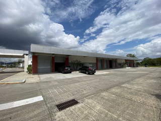 Commercial Warehouse with Office for Rent in Las Mañanitas - 0 bedrooms