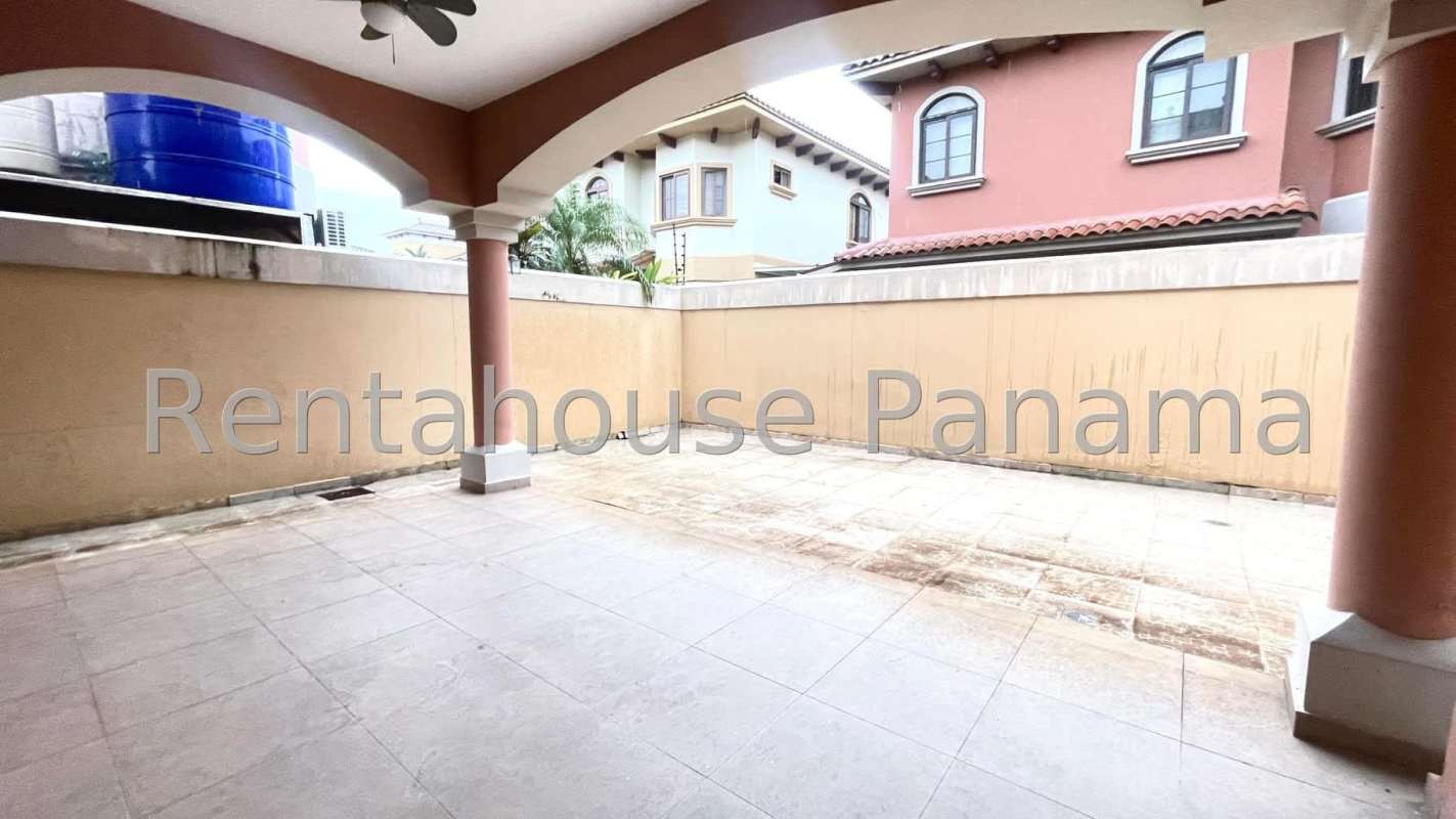 Spacious bedroom with tiled floor, large window Costa Sur Panama