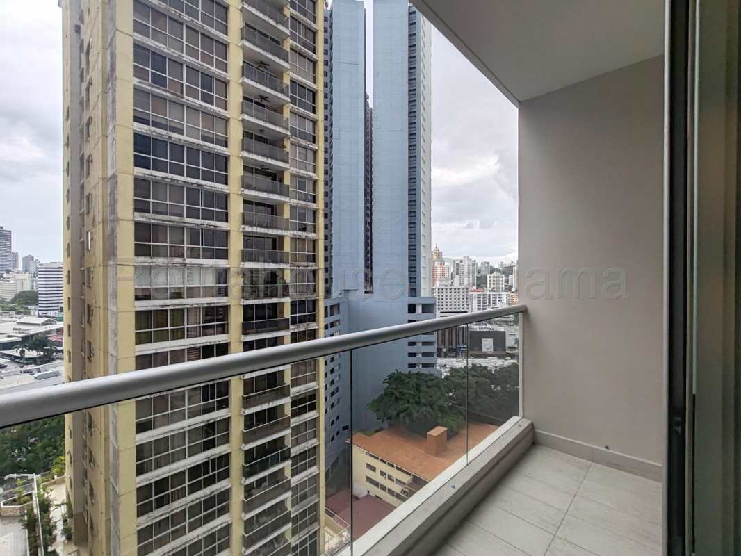 Private balcony overlooking Panama City skyline at PH Urbana Obarrio