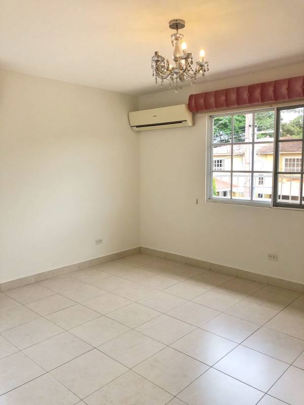 Bedroom with window, air conditioning, tiled floor PH Condado del Rey Panama