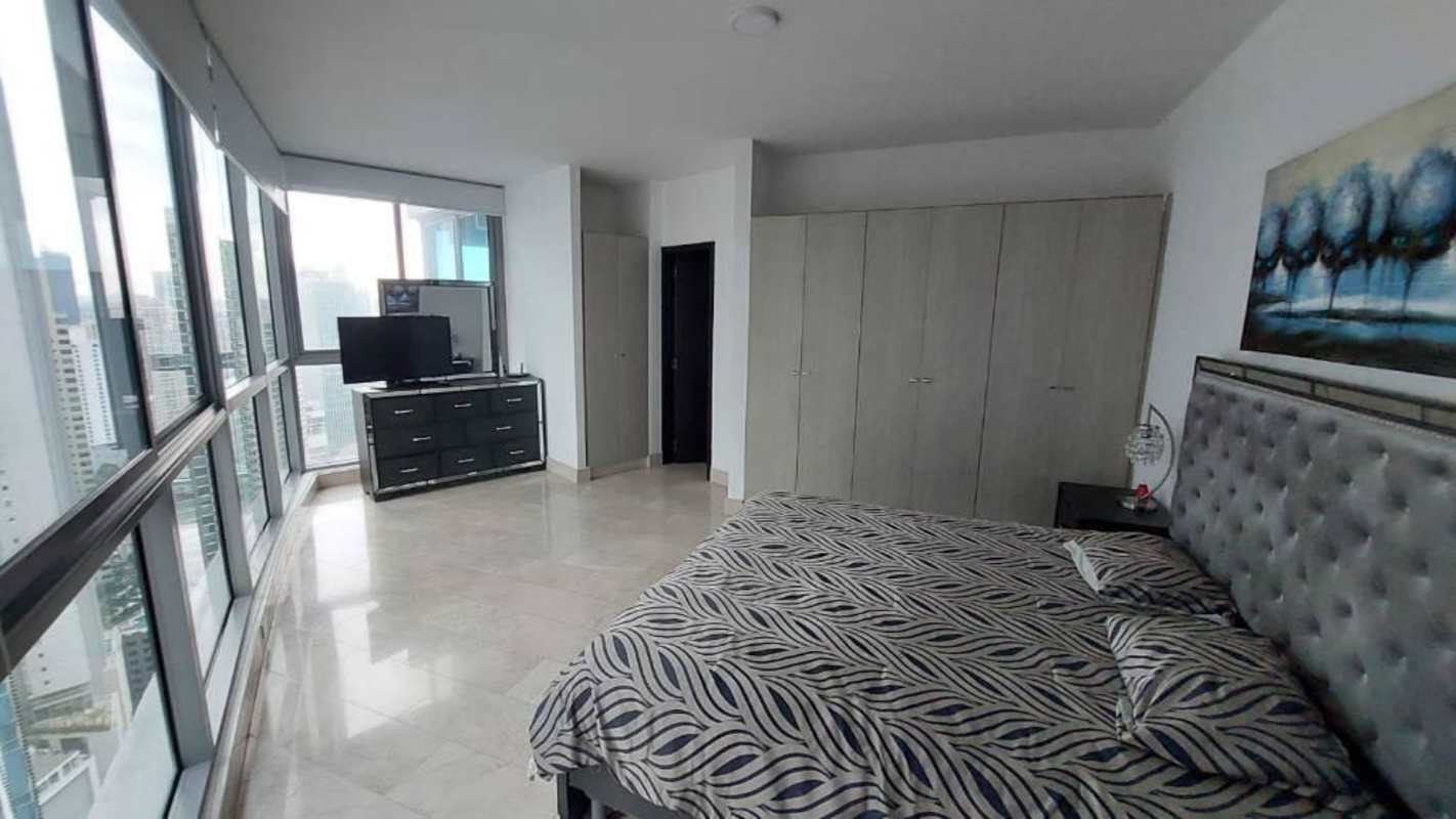 Modern kitchen with granite counters and stainless appliances PH Grand Tower Panama