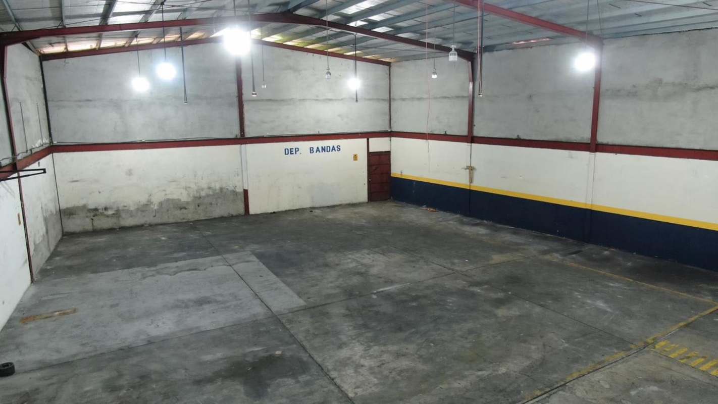 Warehouse empty storage space concrete flooring interior 12 de Octubre Panama City