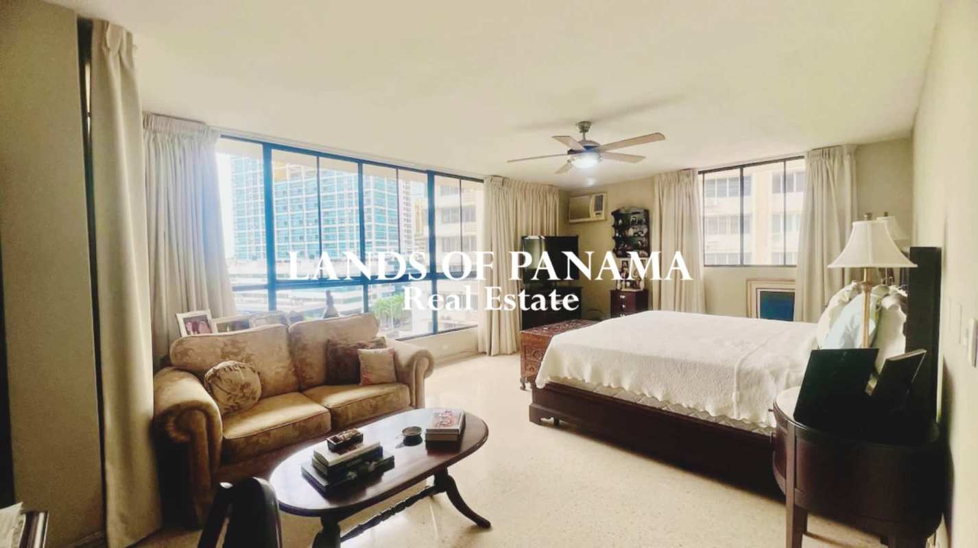 Large master bedroom with city view windows and ensuite PH Marbella Panama City